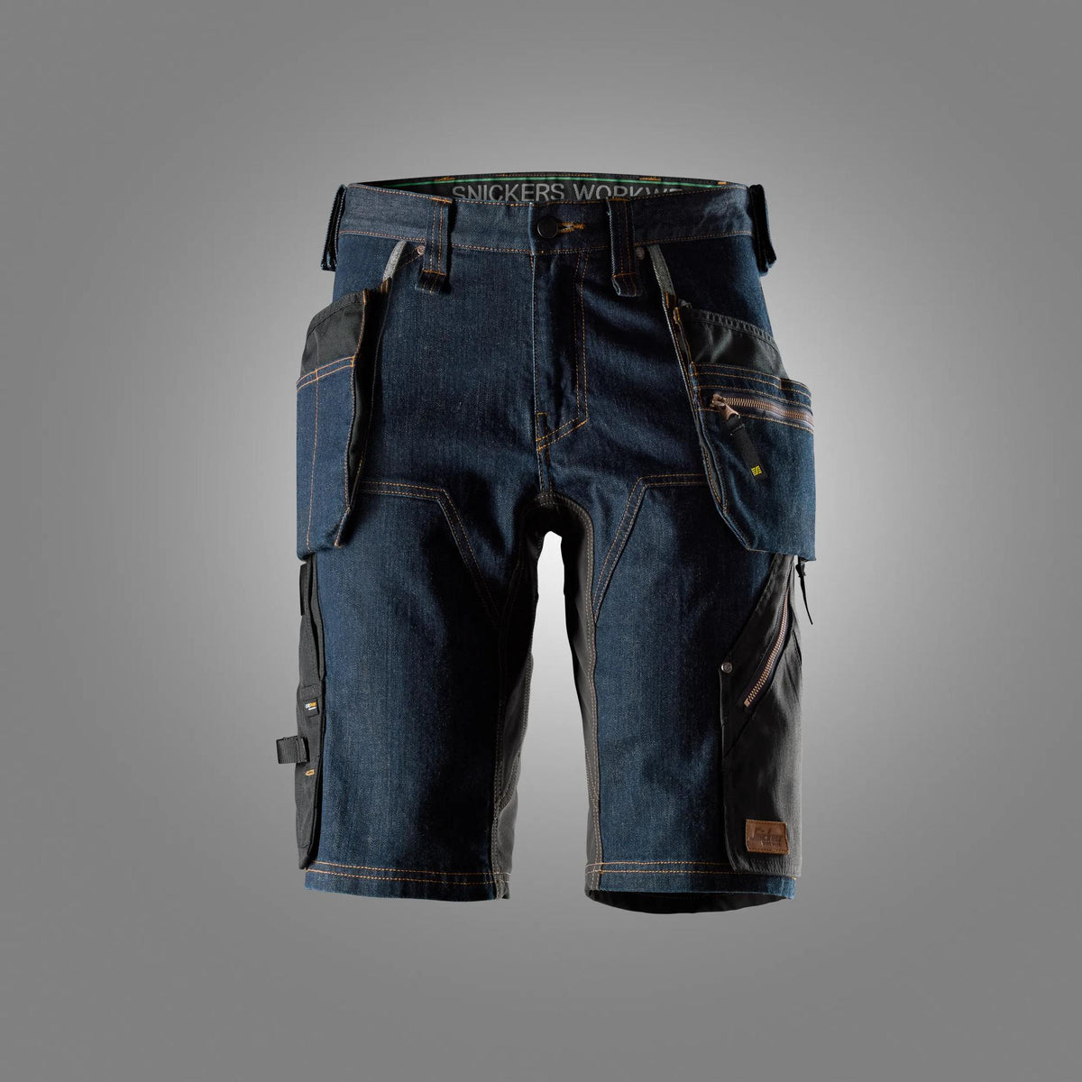 Denimshorts med hölsterfickor