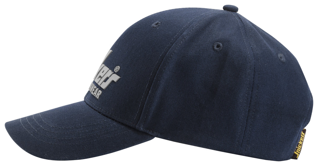 Keps med logo